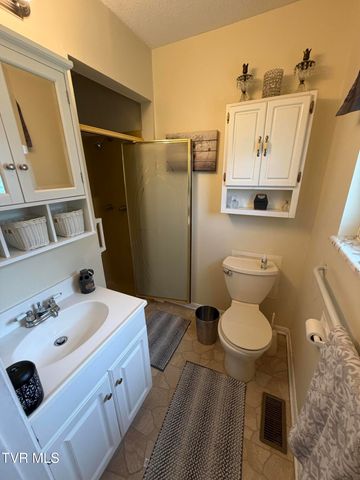 103 Everhart Drive, Greeneville, TN 37745