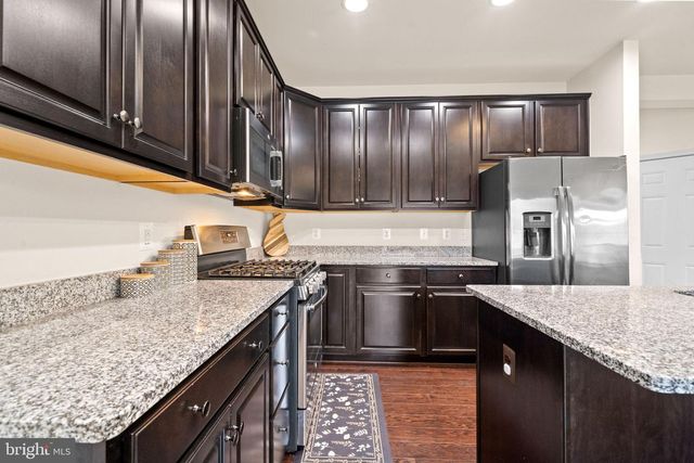 15801 AERIAL VIEW RD, Woodbridge, VA 22193