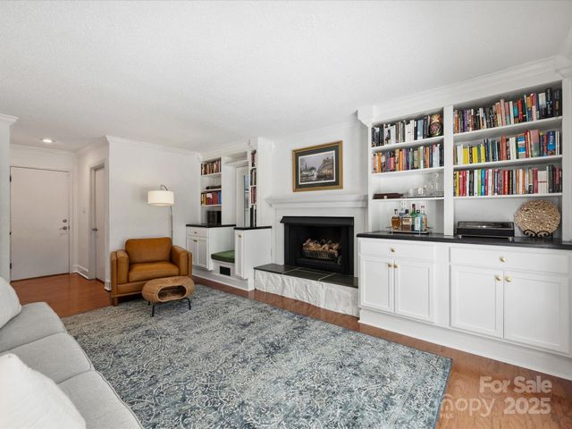 3023 Shallowood Lane, Charlotte, NC 28277