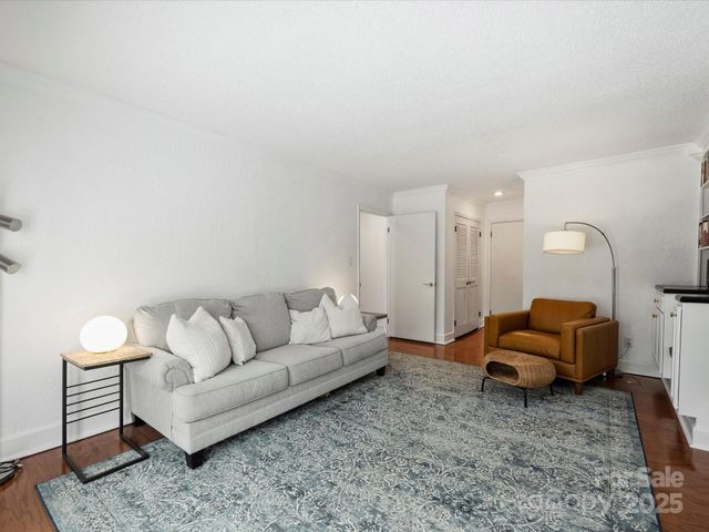 3023 Shallowood Lane, Charlotte, NC 28277