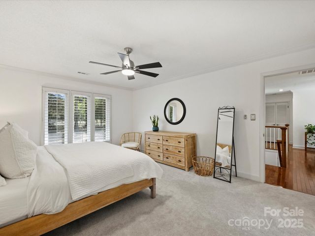 3023 Shallowood Lane, Charlotte, NC 28277
