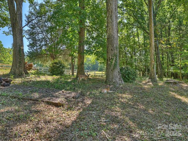 3023 Shallowood Lane, Charlotte, NC 28277
