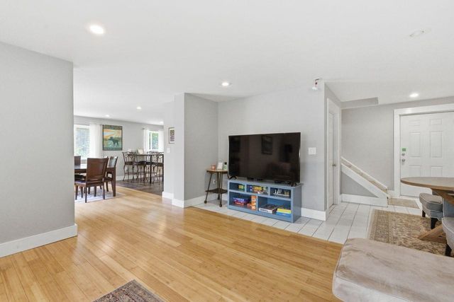 111 Holland Trail, Thornton, NH 03285