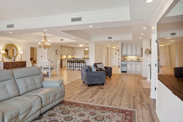 9547 Edgerton Dr Apt 204, Myrtle Beach, SC 29572