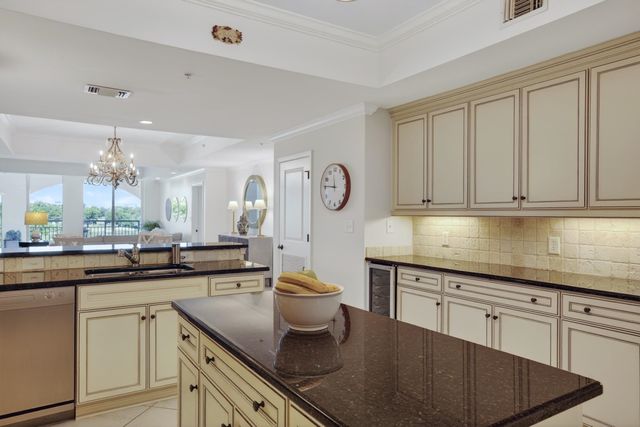 9547 Edgerton Dr Apt 204, Myrtle Beach, SC 29572