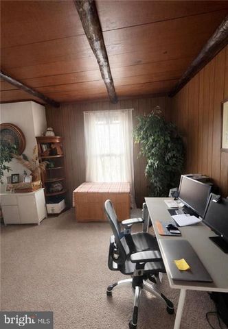 110 CHESTNUT ST, Slatington, PA 18080