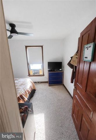 110 CHESTNUT ST, Slatington, PA 18080