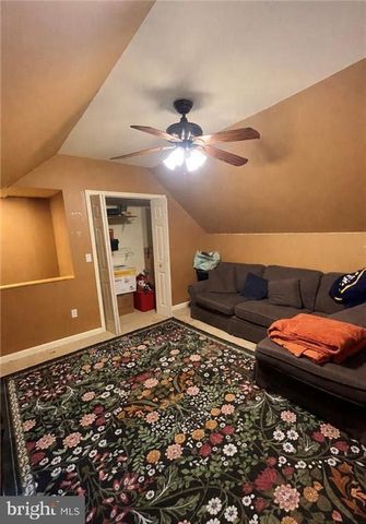 110 CHESTNUT ST, Slatington, PA 18080