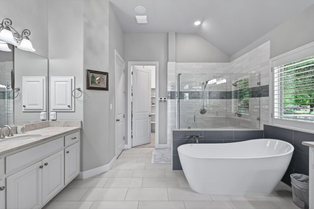 163 Estrella XING, Georgetown, TX 78628