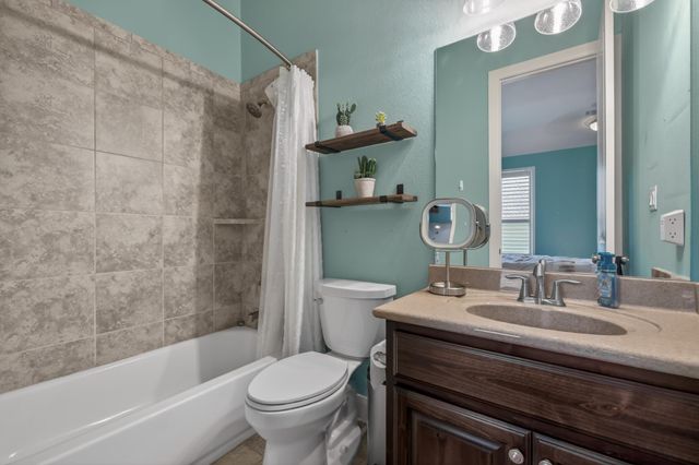 163 Estrella XING, Georgetown, TX 78628