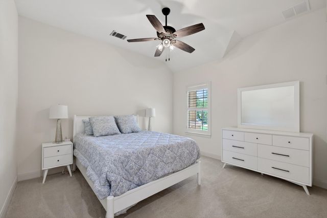 163 Estrella XING, Georgetown, TX 78628