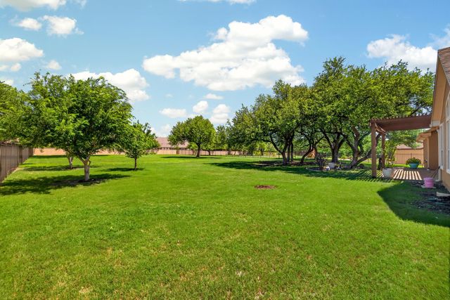 163 Estrella XING, Georgetown, TX 78628