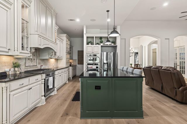 163 Estrella XING, Georgetown, TX 78628
