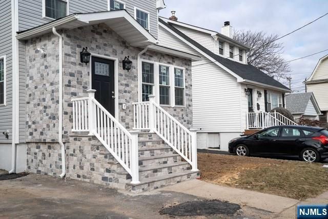 313 Livingston Avenue, Lyndhurst, NJ 07071