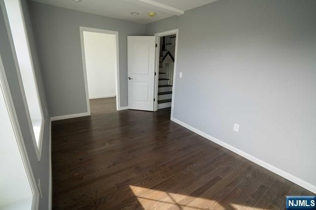313 Livingston Avenue, Lyndhurst, NJ 07071