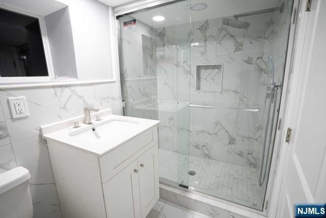 313 Livingston Avenue, Lyndhurst, NJ 07071
