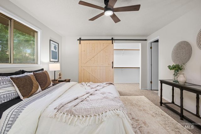 1535 E Oakridge, Boise, ID 83716