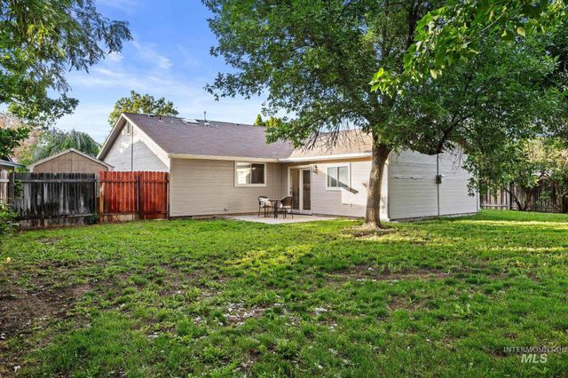 1535 E Oakridge, Boise, ID 83716