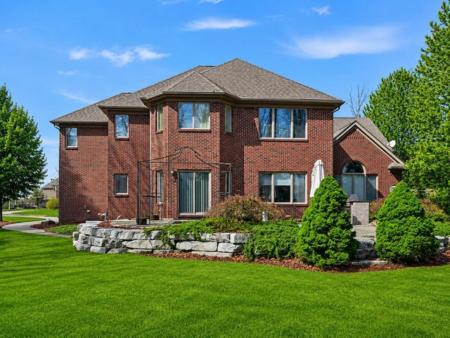 52018 Loon Court, Shelby Twp, MI 48315