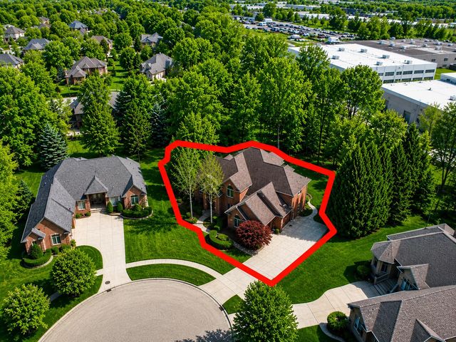 52018 Loon Court, Shelby Twp, MI 48315