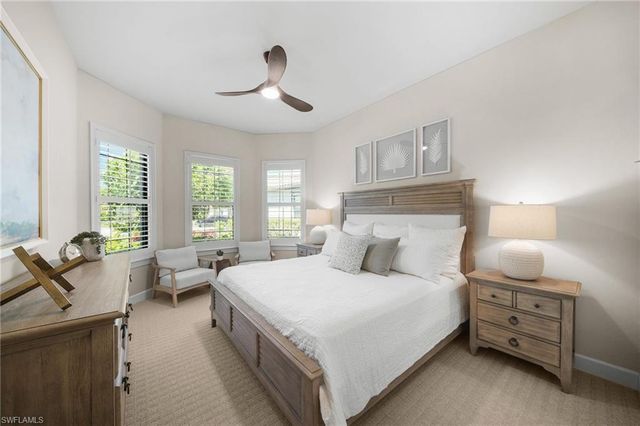 8814 Vaccaro CT, Naples, FL 34119