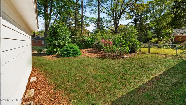 1730 Beaumont Drive, Greenville, NC 27858