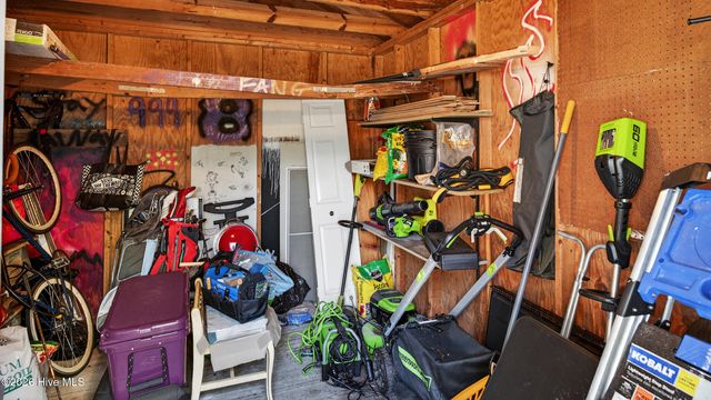 1730 Beaumont Drive, Greenville, NC 27858