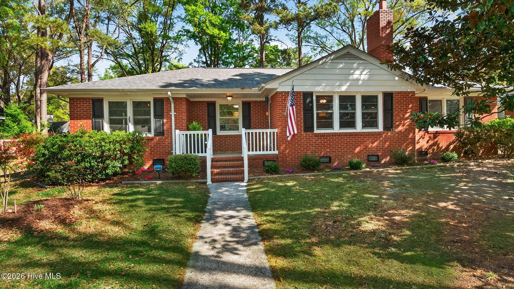 1730 Beaumont Drive, Greenville, NC 27858