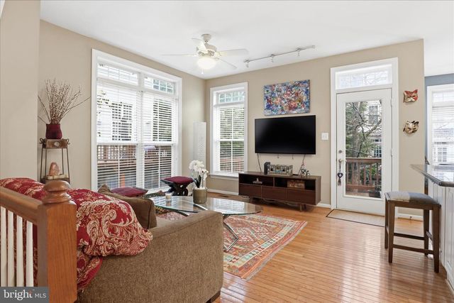 234 MURTHA ST, Alexandria, VA 22304