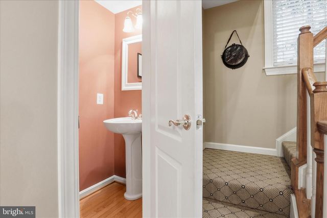 234 MURTHA ST, Alexandria, VA 22304