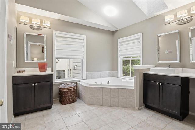 234 MURTHA ST, Alexandria, VA 22304