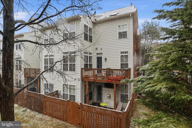 234 MURTHA ST, Alexandria, VA 22304