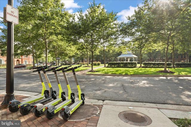 234 MURTHA ST, Alexandria, VA 22304