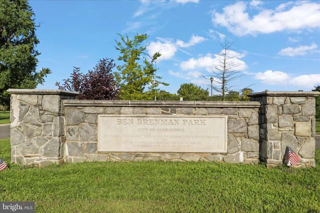 234 MURTHA ST, Alexandria, VA 22304