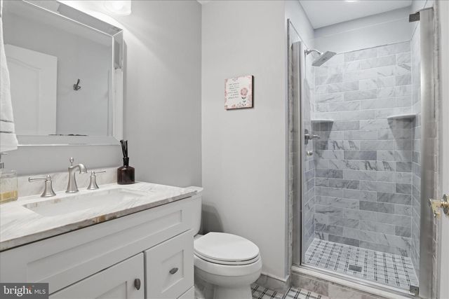 234 MURTHA ST, Alexandria, VA 22304