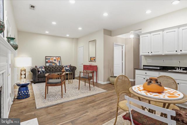 234 MURTHA ST, Alexandria, VA 22304