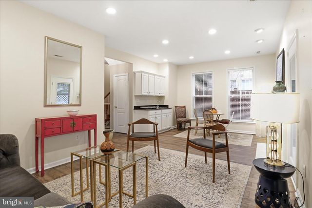 234 MURTHA ST, Alexandria, VA 22304