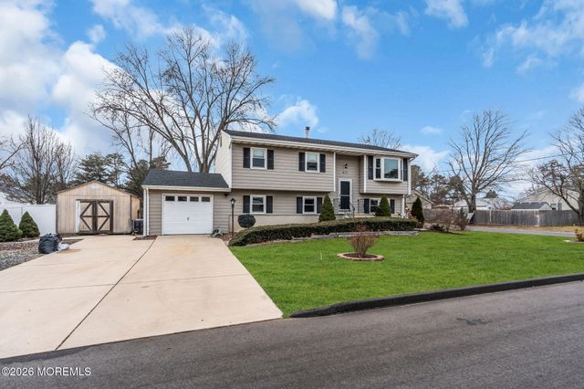 613 Champlain Street, Toms River, NJ 08757