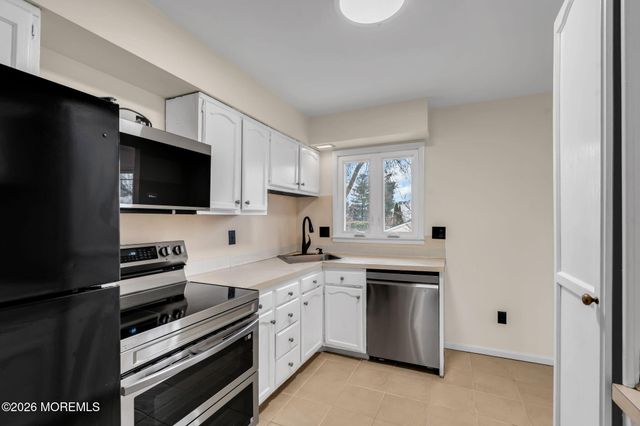 613 Champlain Street, Toms River, NJ 08757