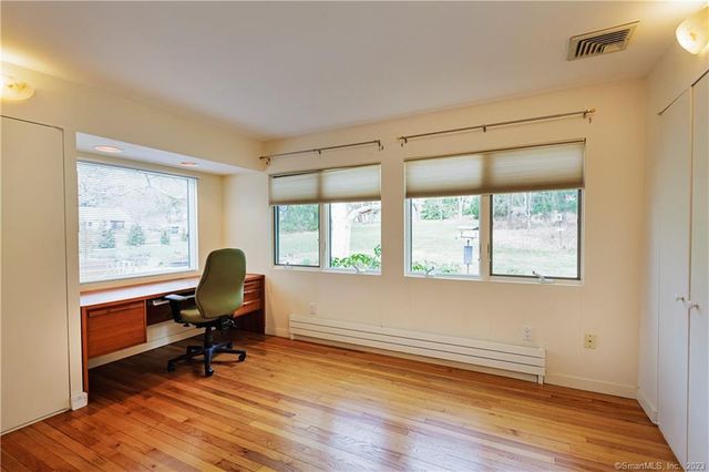 199 Goose Lane, Guilford, CT 06437