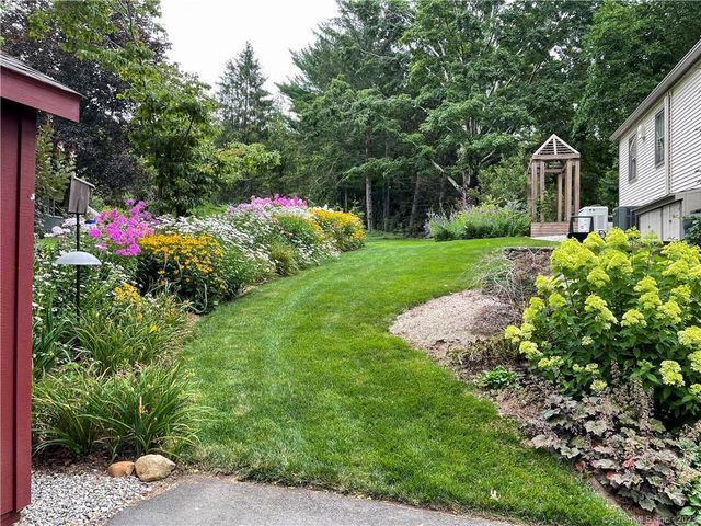 199 Goose Lane, Guilford, CT 06437