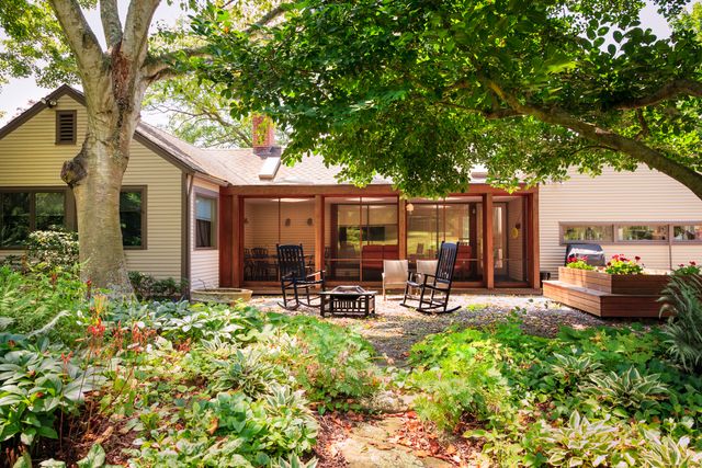 199 Goose Lane, Guilford, CT 06437