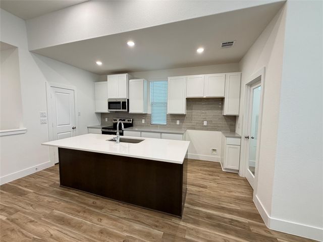 6059 Cebra St, Houston, TX 77091