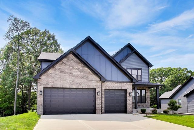 495 Timber Oak Lane, Yorkville, IL 60560