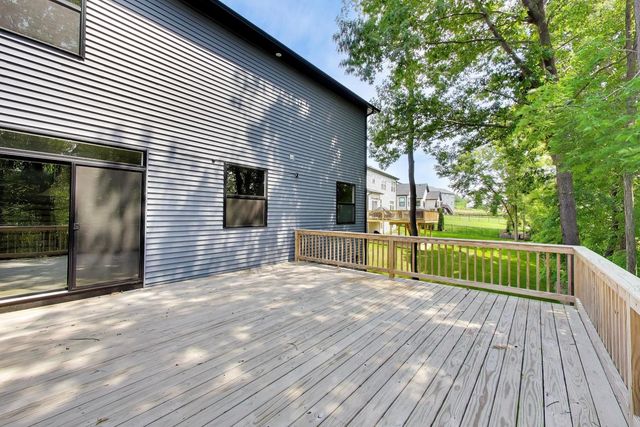 495 Timber Oak Lane, Yorkville, IL 60560