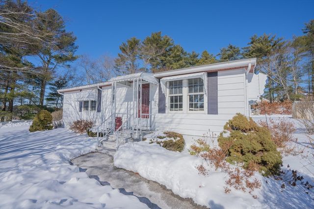 6 Coachman Terrace, Plymouth, MA 02360