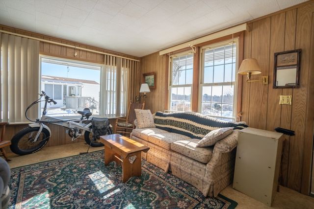 6 Coachman Terrace, Plymouth, MA 02360