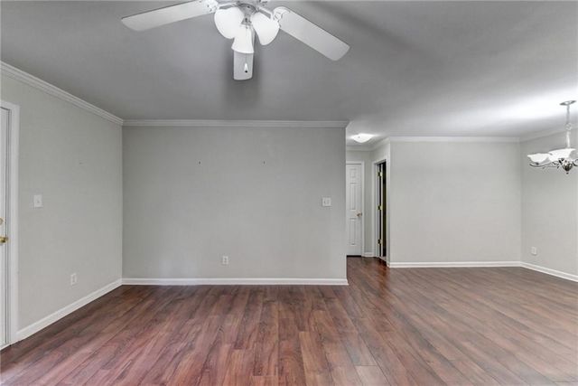 702 Brighton Point, Sandy Springs, GA 30328