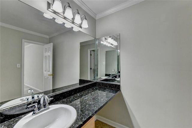 702 Brighton Point, Sandy Springs, GA 30328