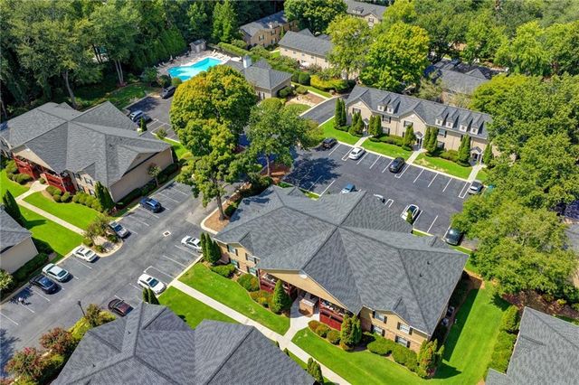 702 Brighton Point, Sandy Springs, GA 30328